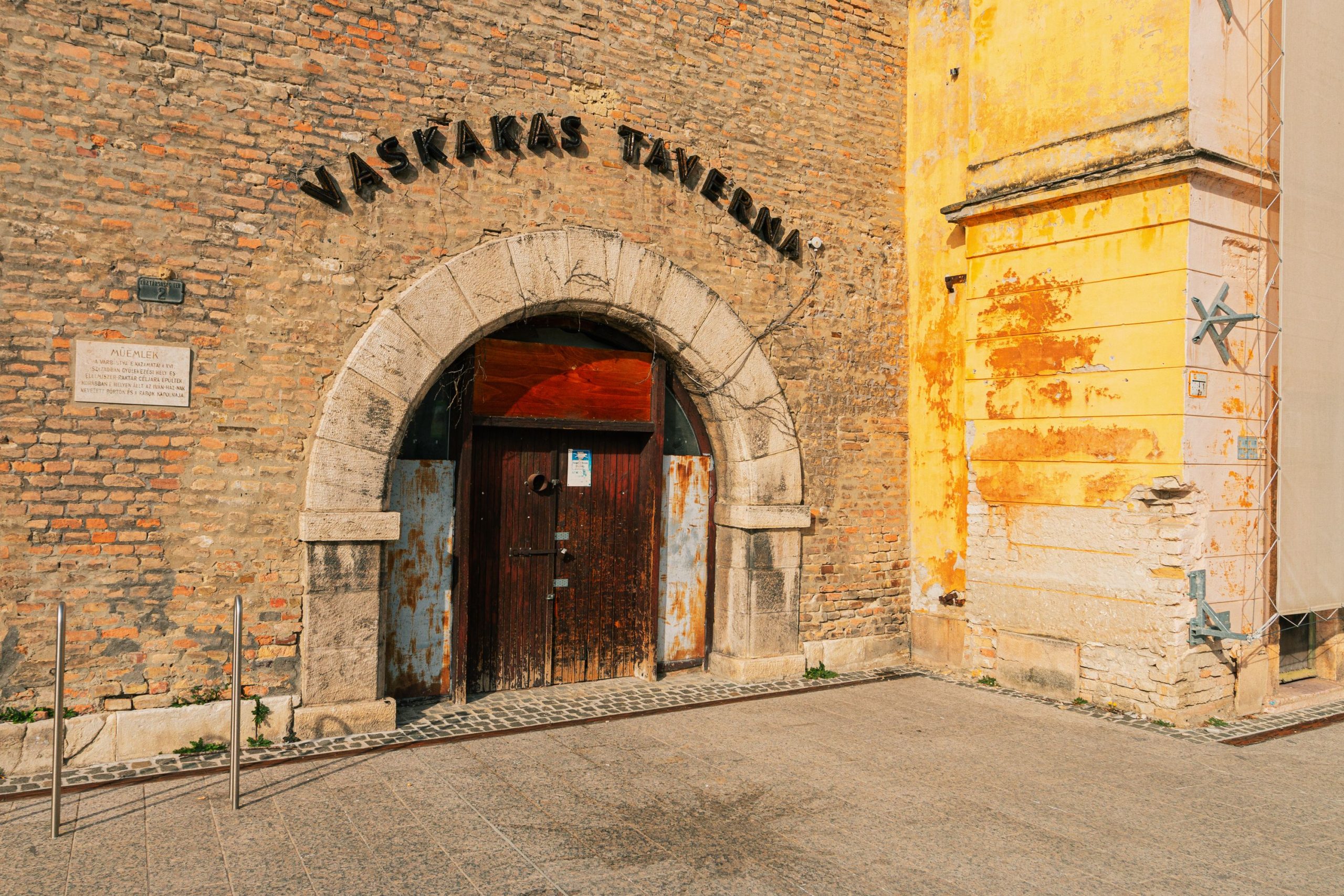Vaskakas Taverna Győr